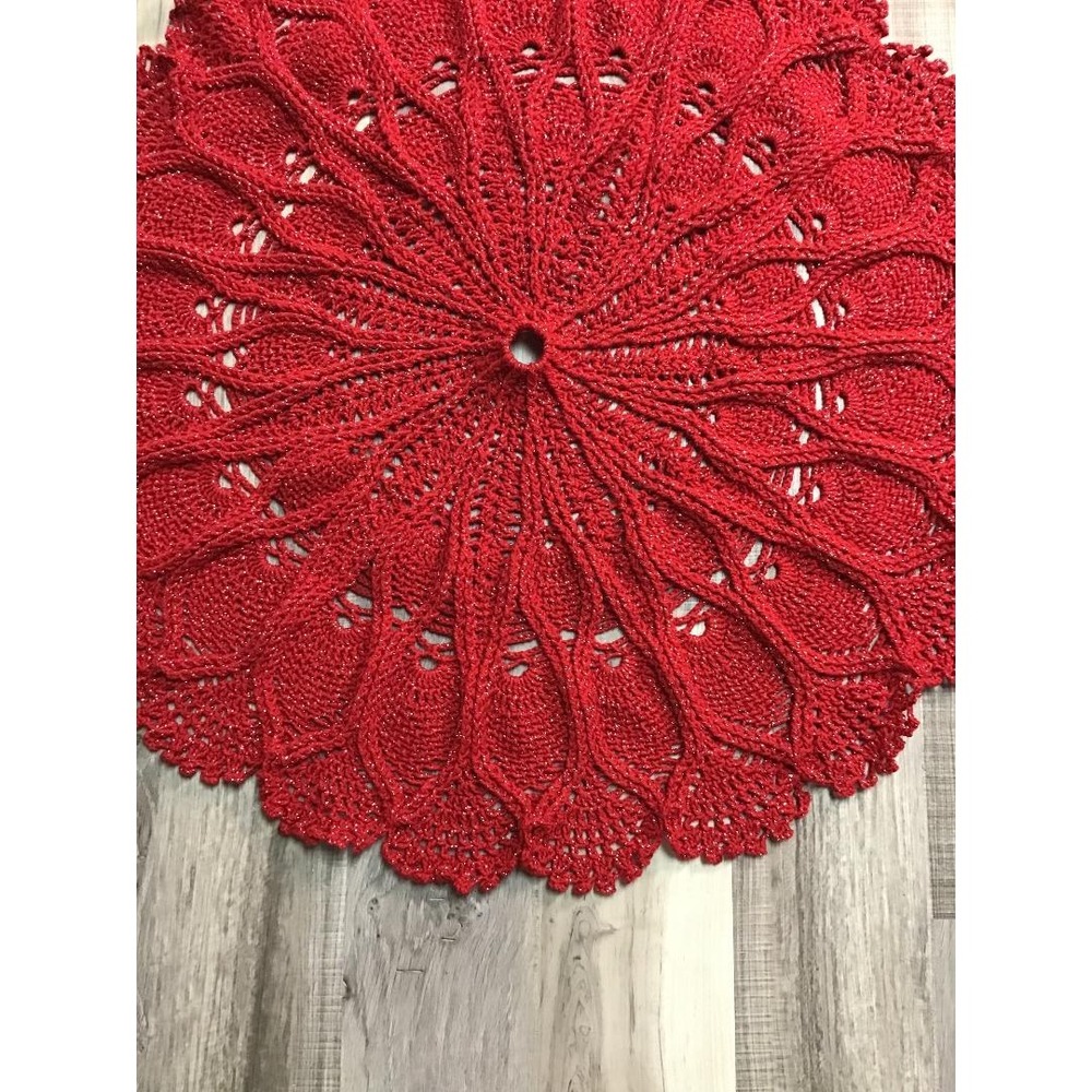 Vintage Handmade Red Crochet Christmas Tree Skirt Metallic Pineapple Lace 40in - Picture 4 of 8